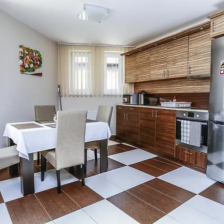 Granatalma Vendeghaz Guest house 2*