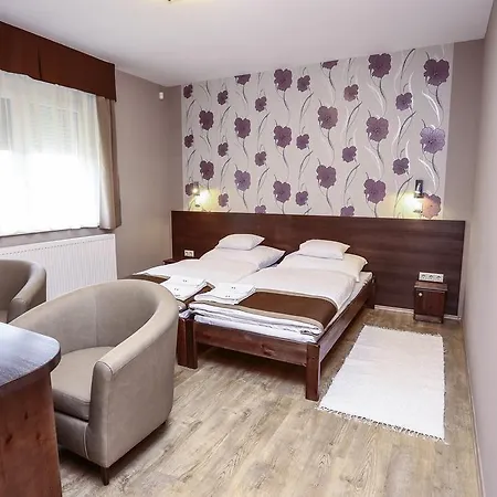 Granatalma Vendeghaz Guest house 2*