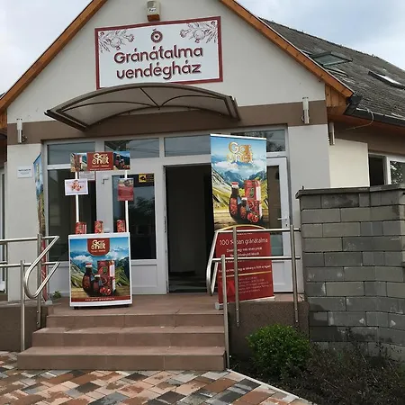Granatalma Vendeghaz Fehervarcsurgo