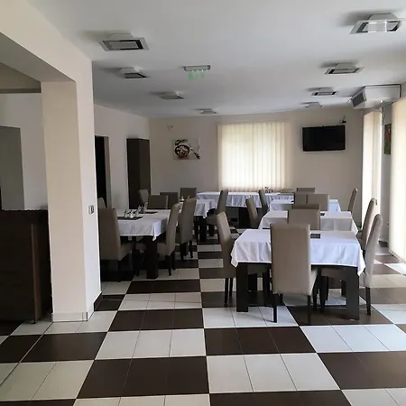 Granatalma Vendeghaz 3* Fehérvárcsurgó