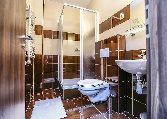 Granatalma Vendeghaz 3* Fehérvárcsurgó